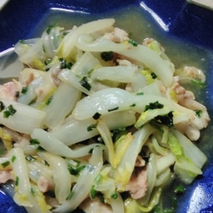タイ料理風❤白菜の炒め物♪（ココナッツオイル他）